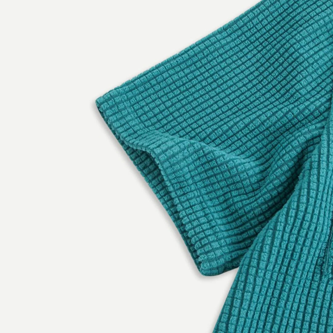 Men’s Button Shirt with Textured Pattern